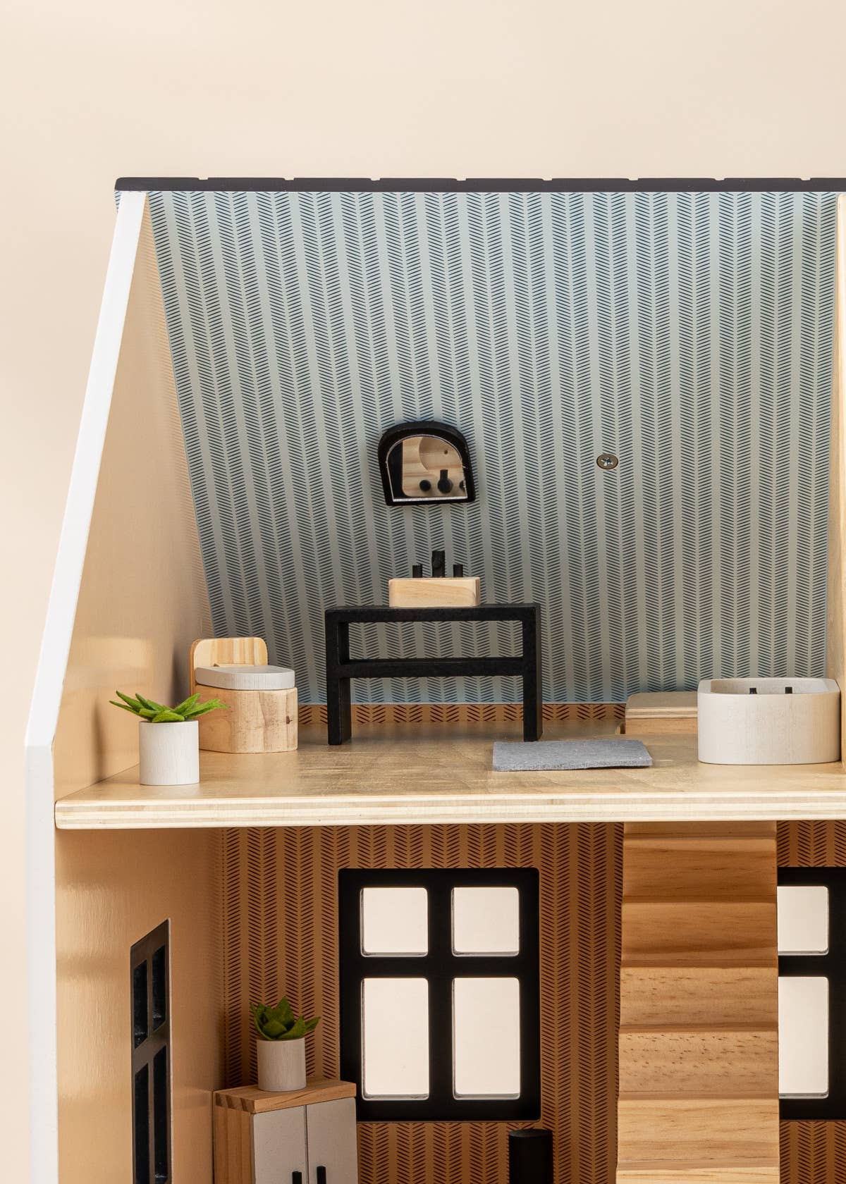 Wooden Doll House Bathroom Furniture & Accessories (6 pcs)