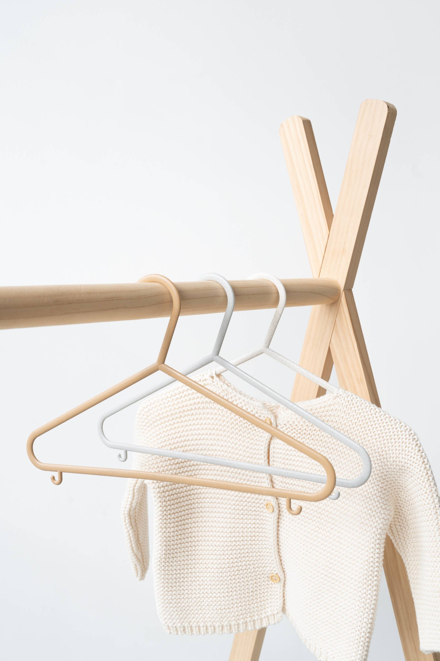 Baby Wheat Straw Hangers (2 Packs of 15)