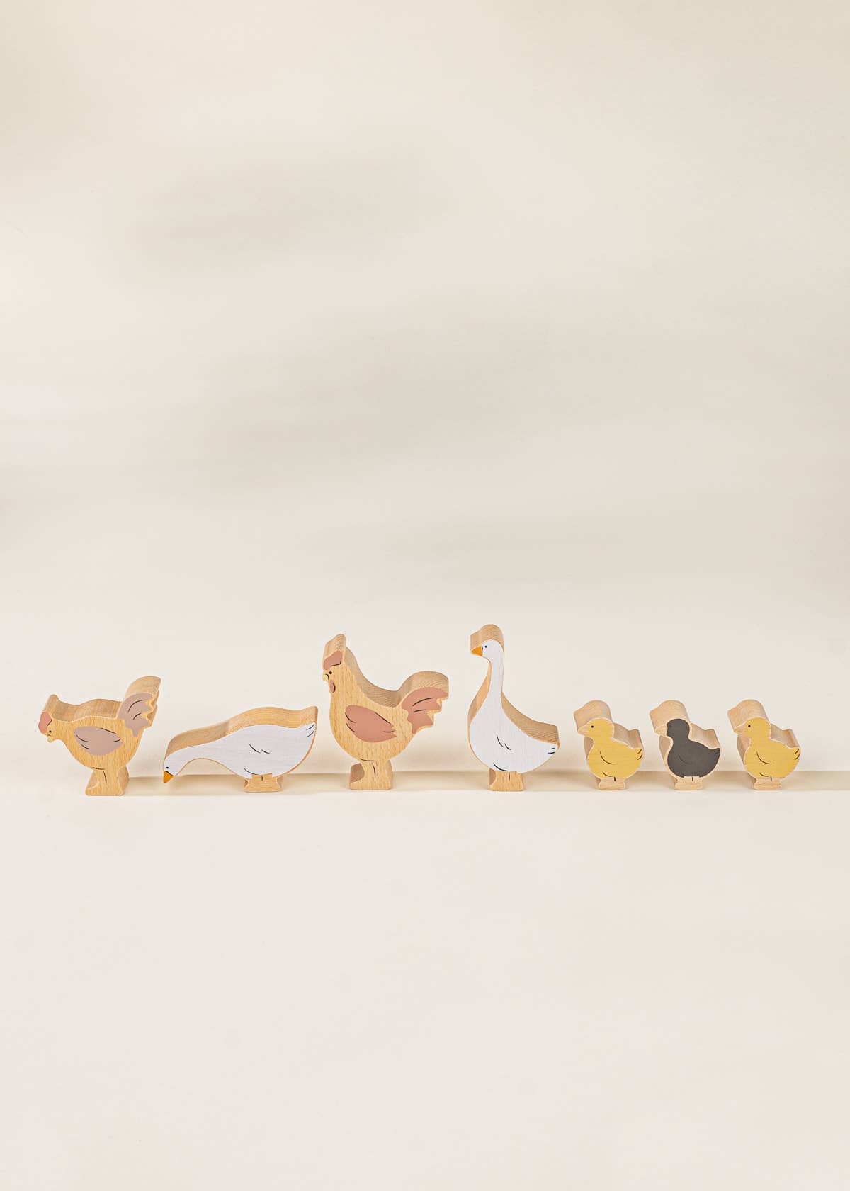 Set of 6 Barnyard Animals on Wooden Plate