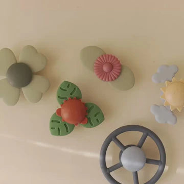 Blossom Suction Spinner Toy