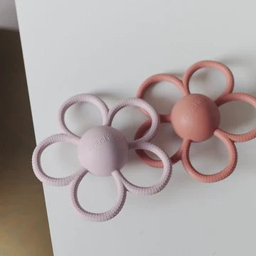 Daisy Rattle Teether