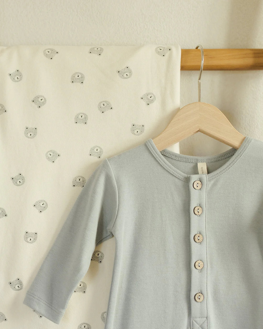 Swaddle || Bears