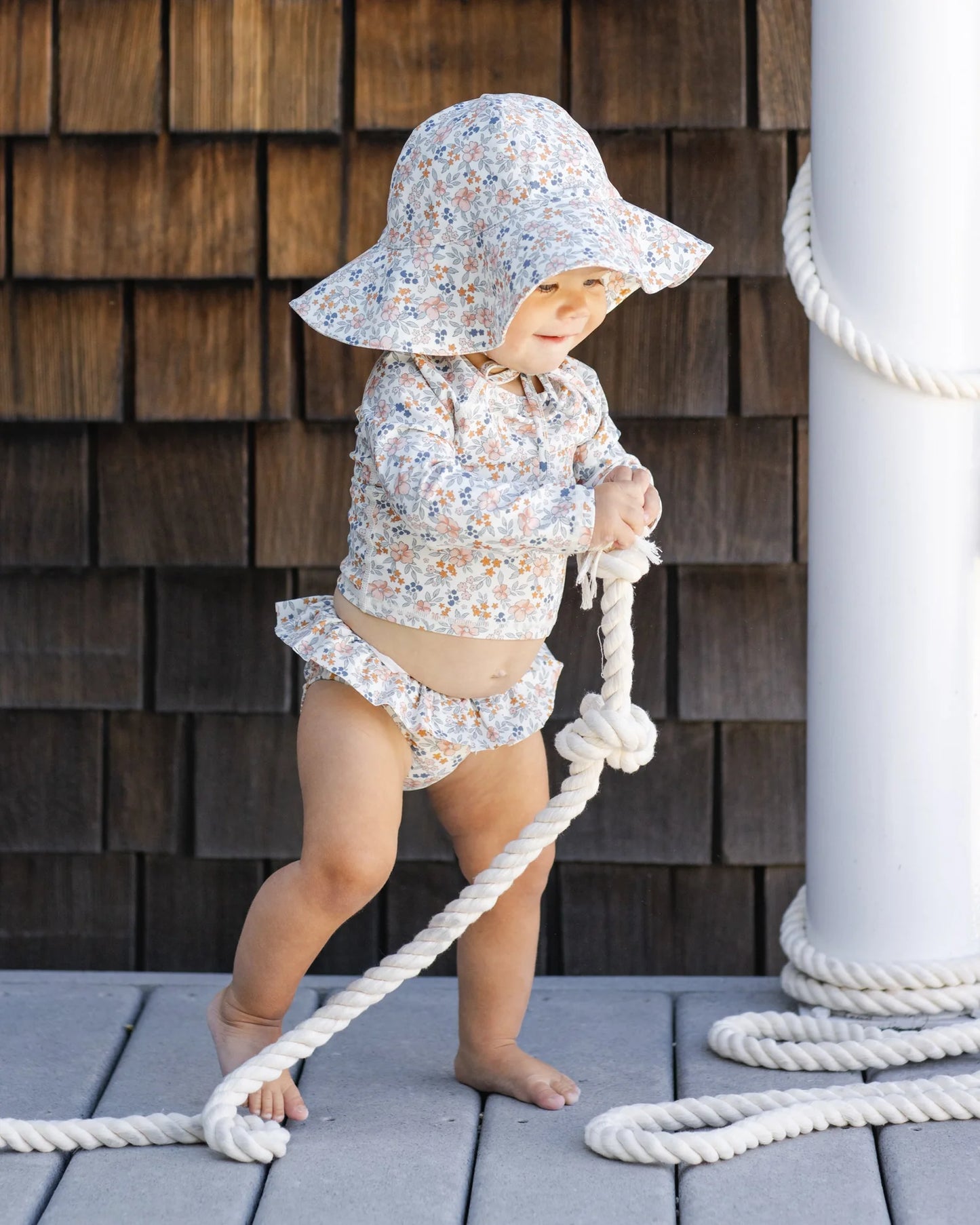 Floppy Swim Hat || Flower Field