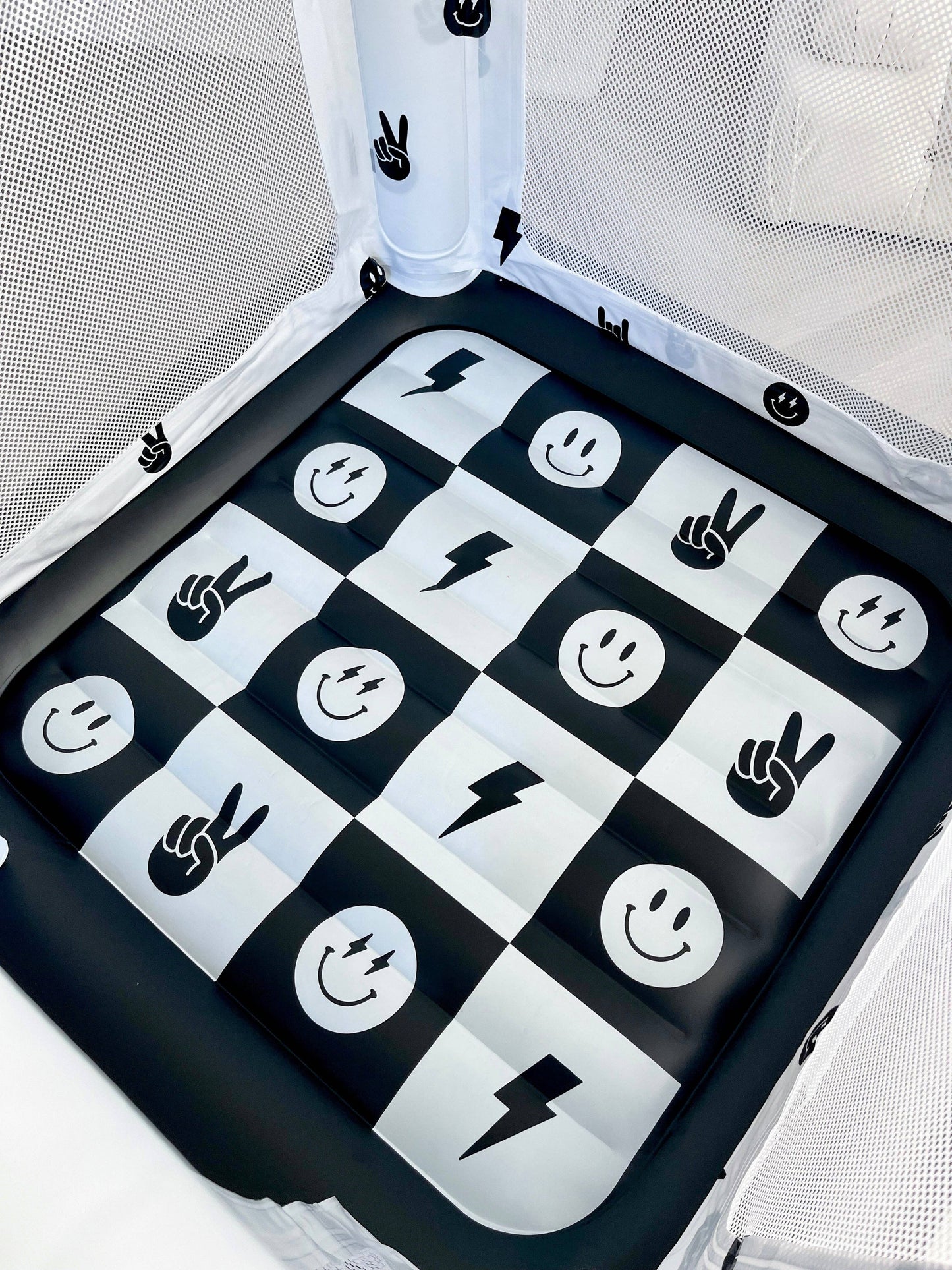 Magic Bounce House – Mini Cordless Indoor Bouncer (Monochrome Smiley)
