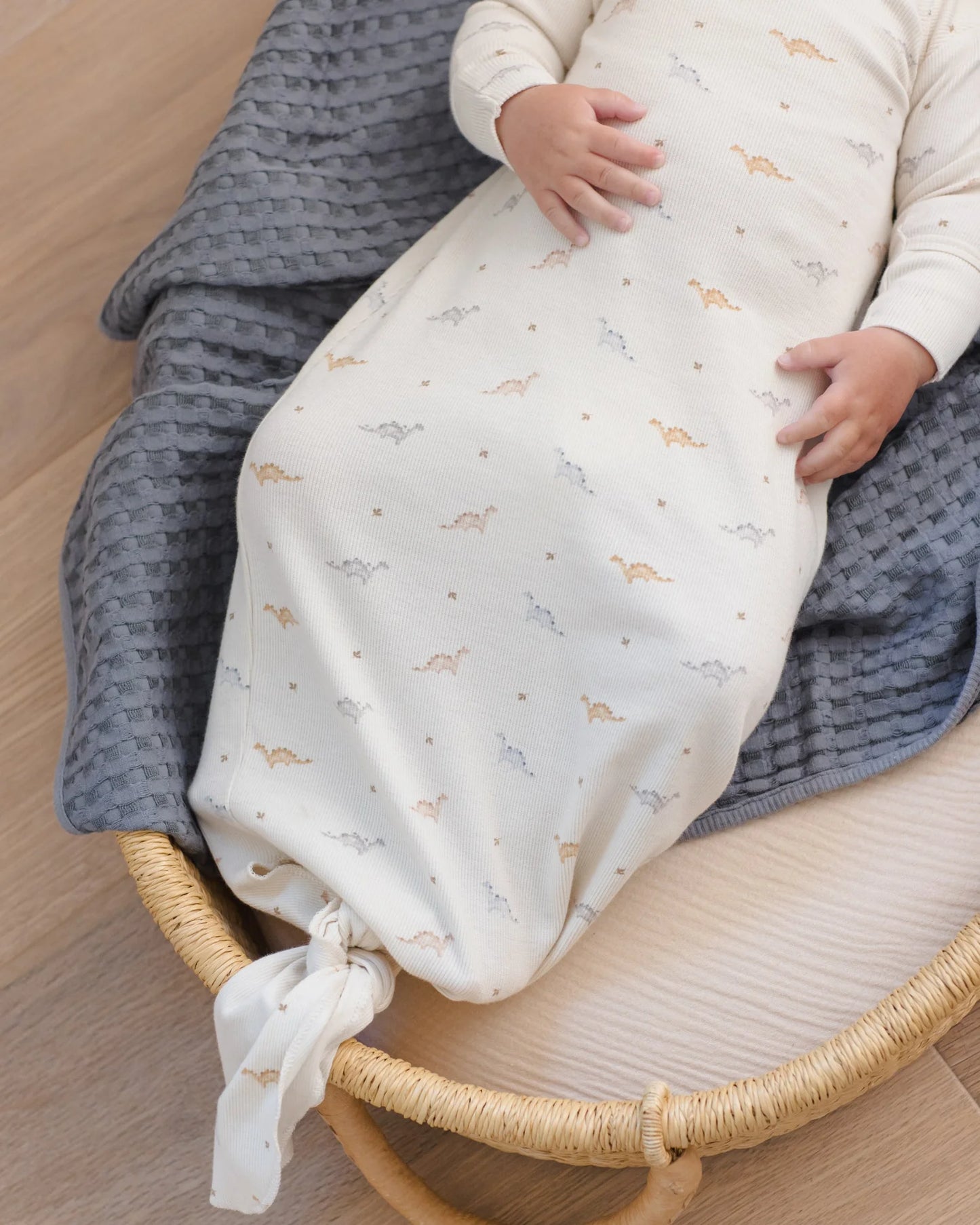 Knotted Baby Gown + Hat Set Dinos