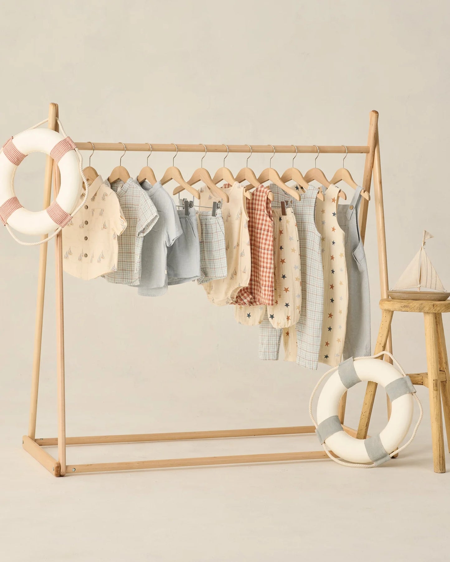 Collared Short Sleeve Shirt Sail + Perry Short Heathered Light Blue