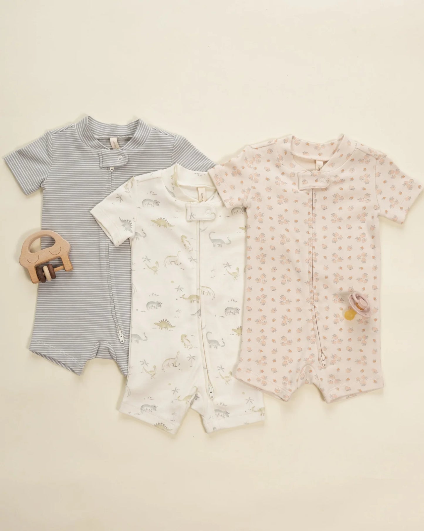 Zip Short Sleeve Sleeper Strawberries