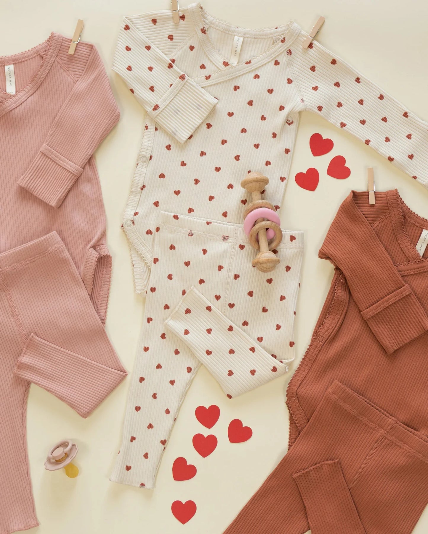 Side Snap Bodysuit Red Hearts + Legging Set