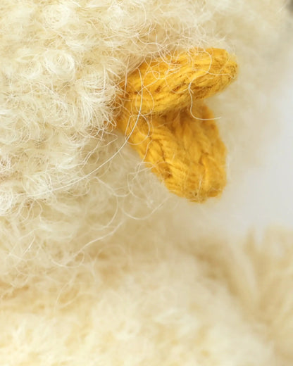 Baby bouclé chick (buttercup) | Gives 5 Meals