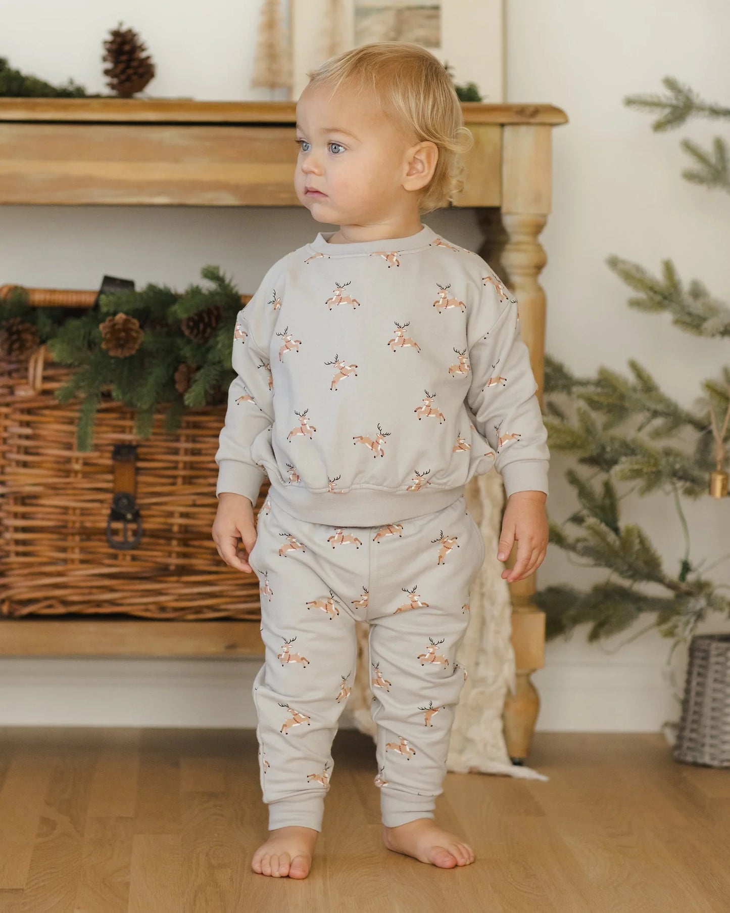 Relaxed Fleece Sweatshirt + Pant Set || Reindeer