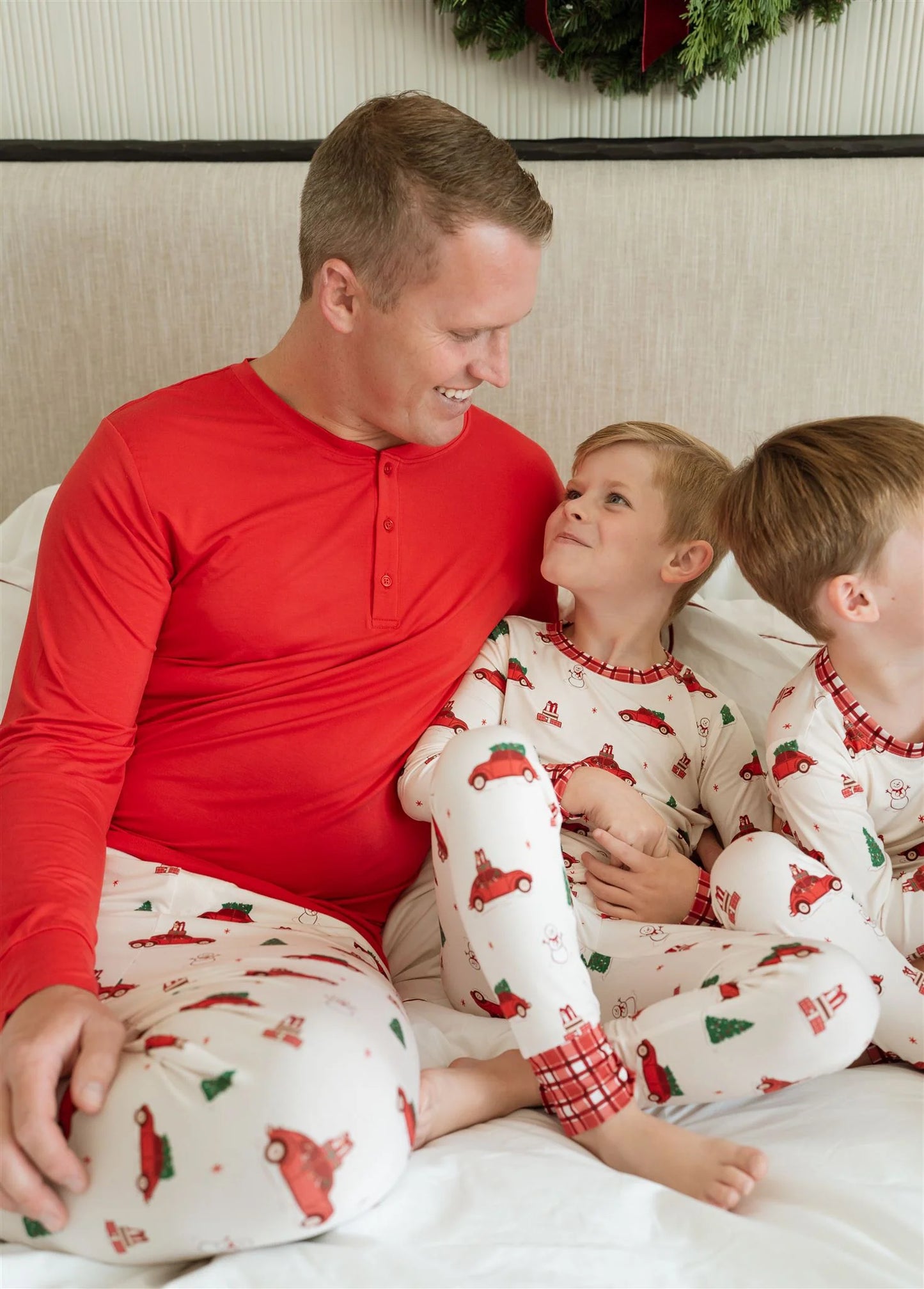 Red Holly Jolly Cruisers Men's Set