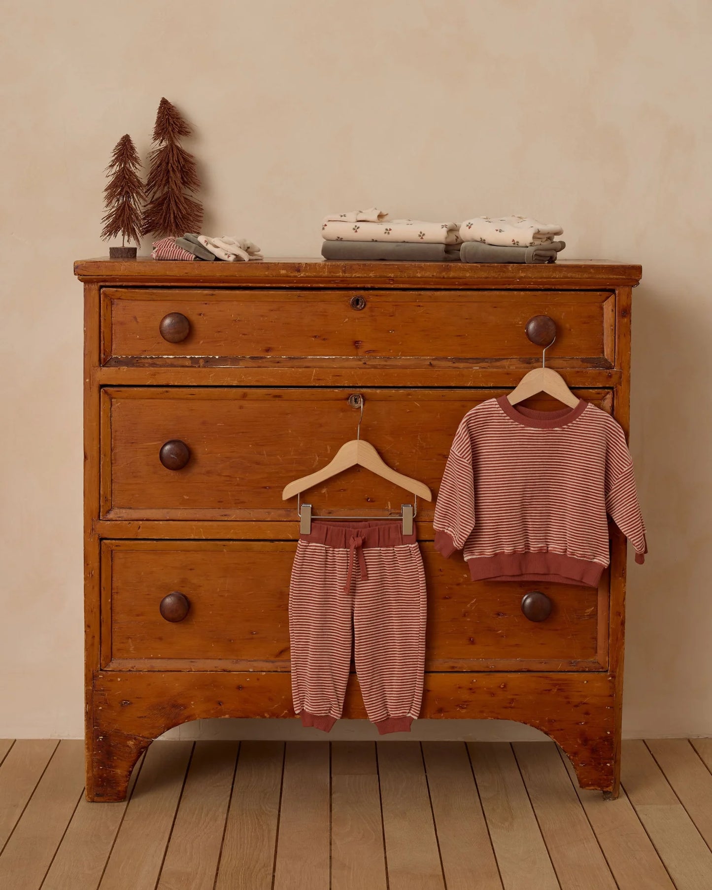 Velour Relaxed Sweatshirt + Pant Set || Candy Stripe