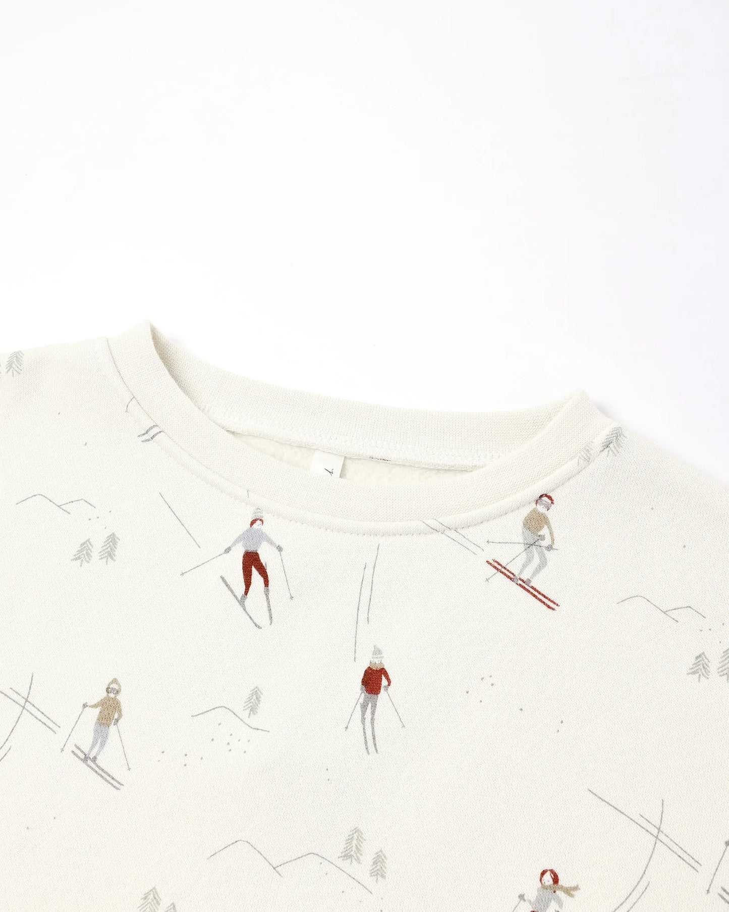 Relaxed Sweatshirt || Skiers