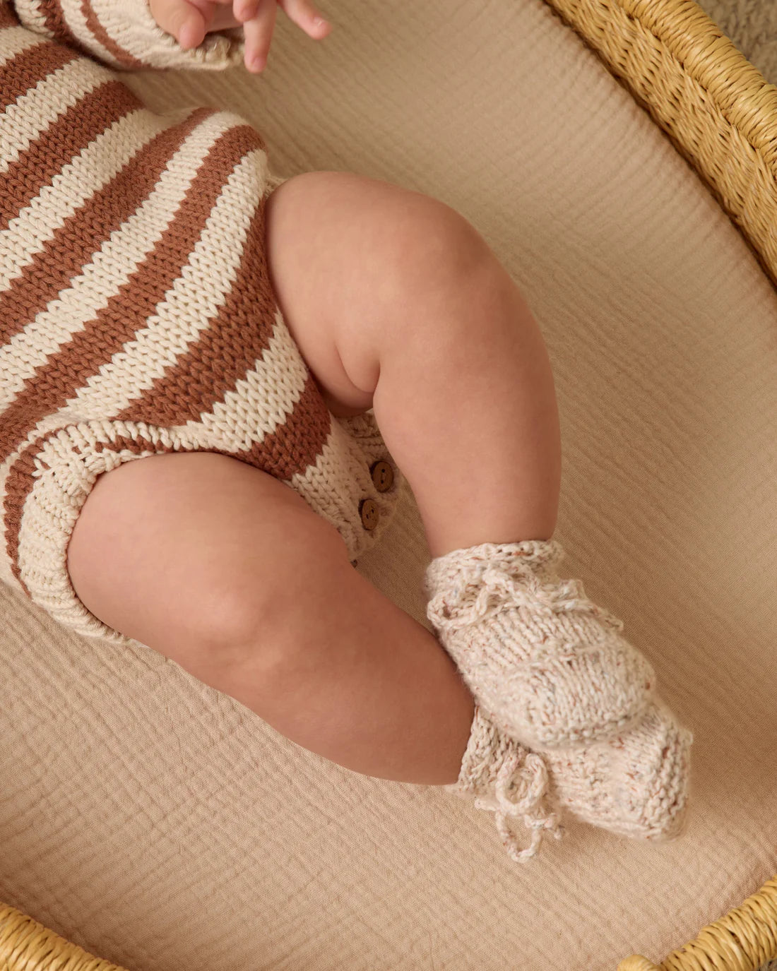 Knit Booties || Natural Confetti