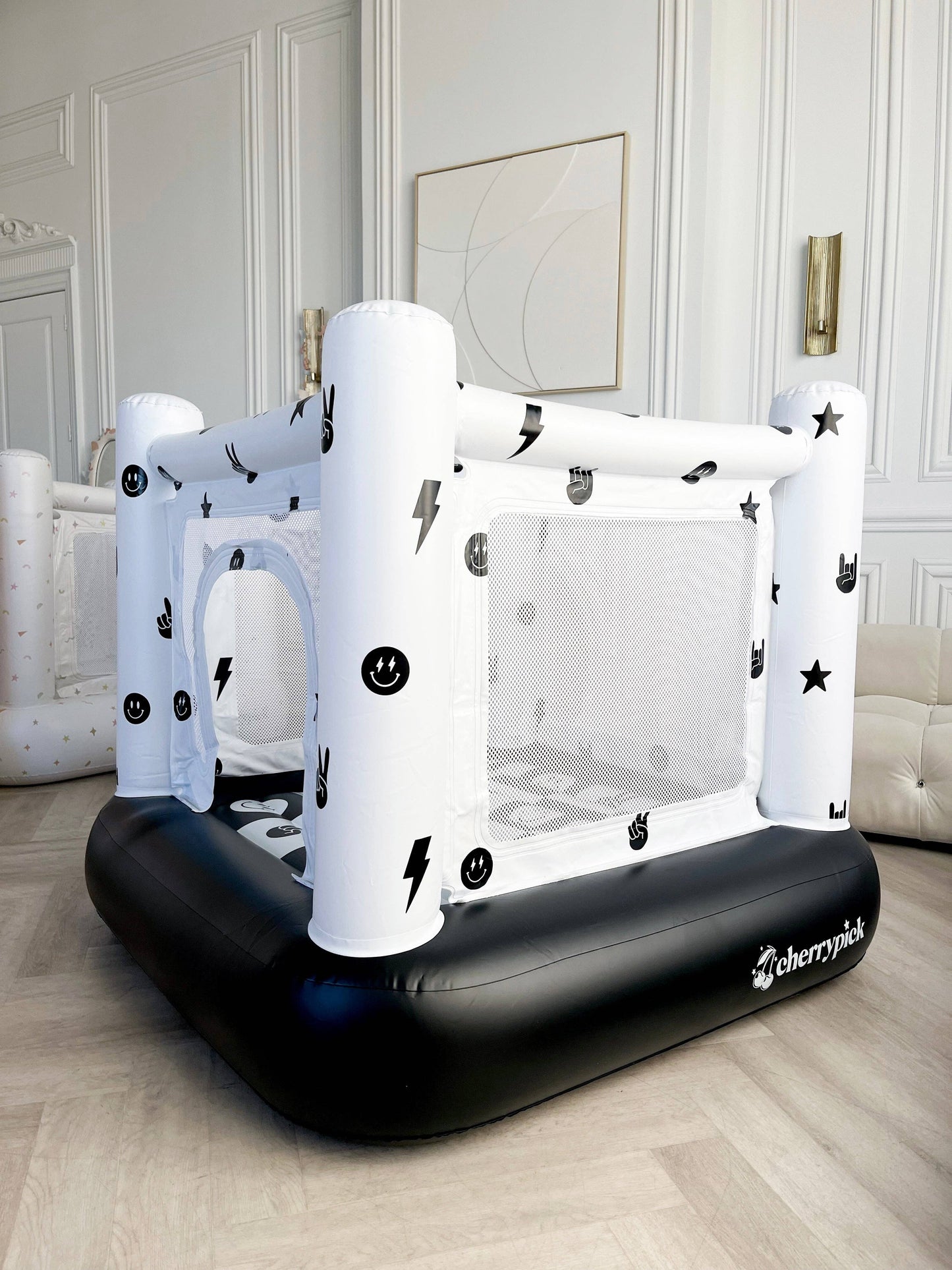 Magic Bounce House – Mini Cordless Indoor Bouncer (Monochrome Smiley)