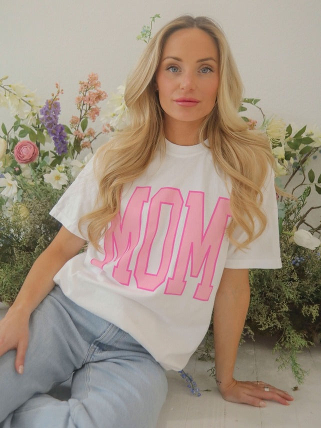 Mom Pink T-shirt