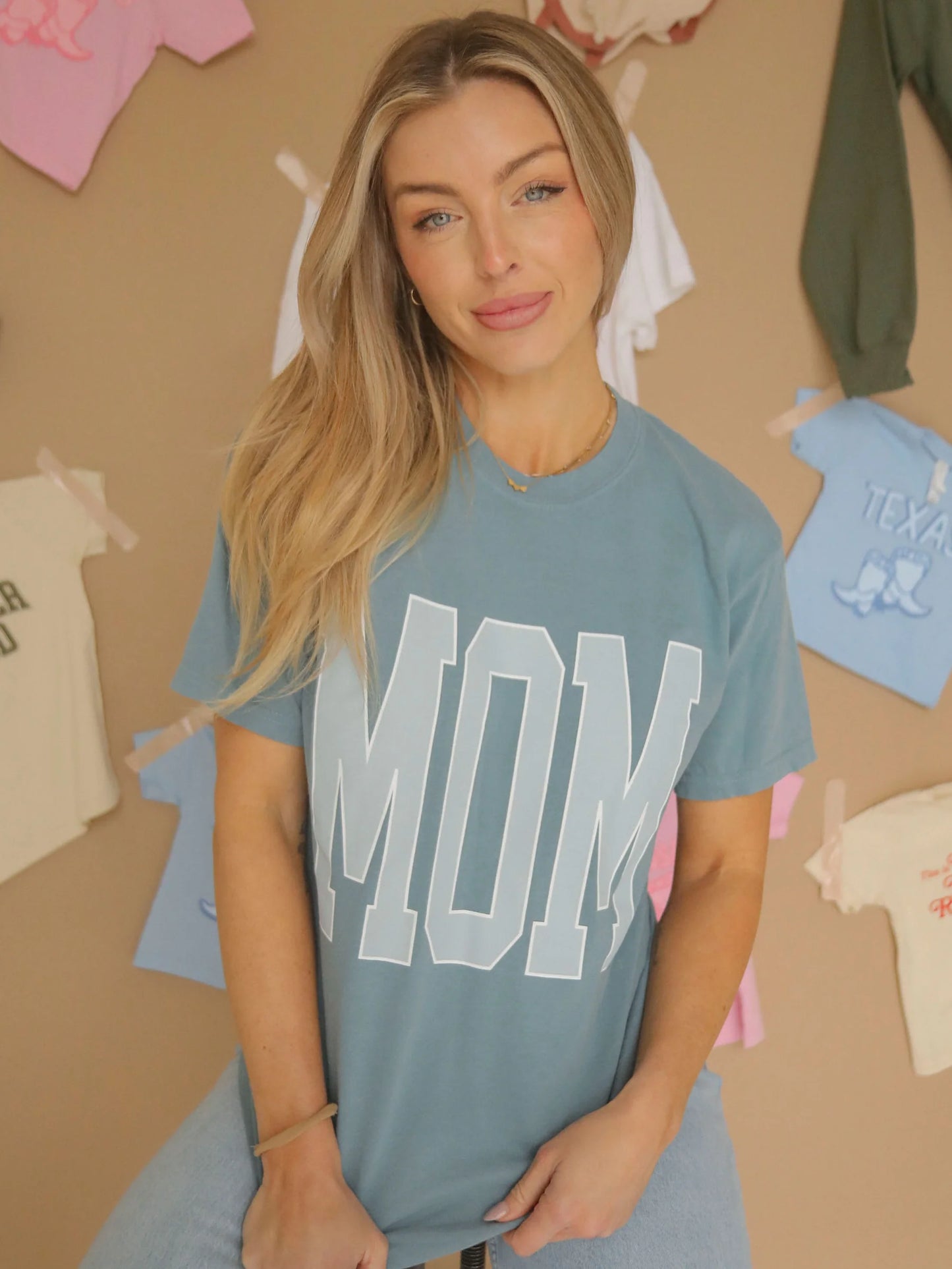 MOM BLUE TEE