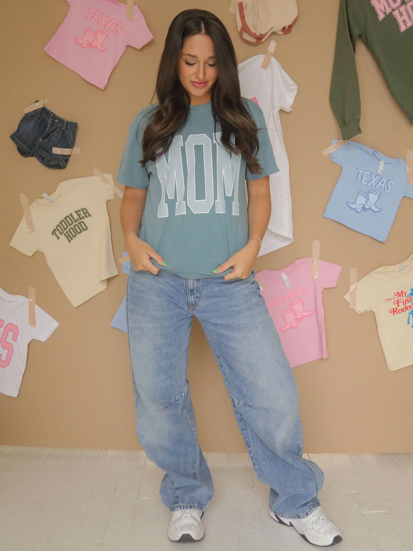 MOM BLUE TEE